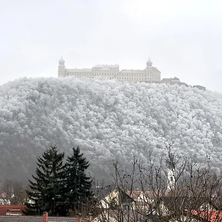 Riverside * Grossing